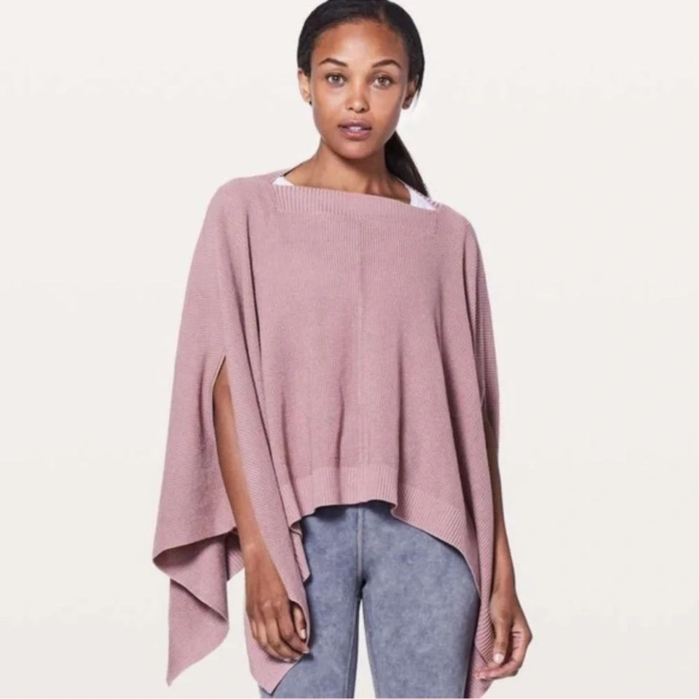 Lululemon Forward Flow Cape in Vintage Mauve One Size